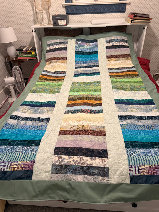 Green Bordered Lap Quilt
